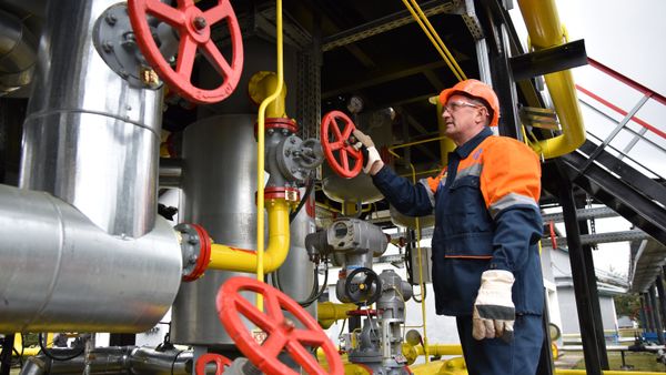 Газодобывающее предприятие компании «Укргаздобыча» во Львовской области