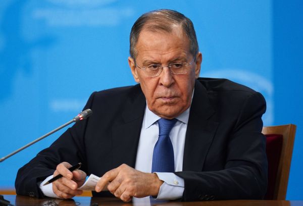 П/к и. о. министра иностранных дел РФ С. Лаврова П/к и. о. министра иностранных дел РФ С. Лаврова