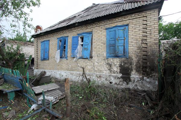 Последствия обстрела в Горловке