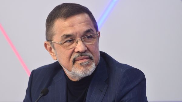 Искандер Хисамов