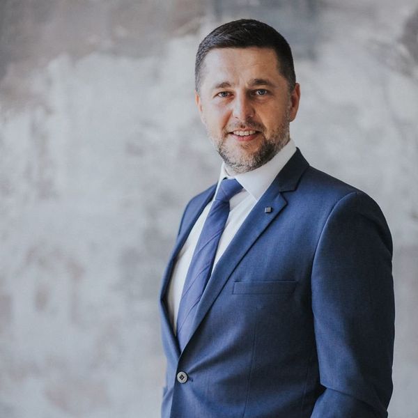Виталий Шубин