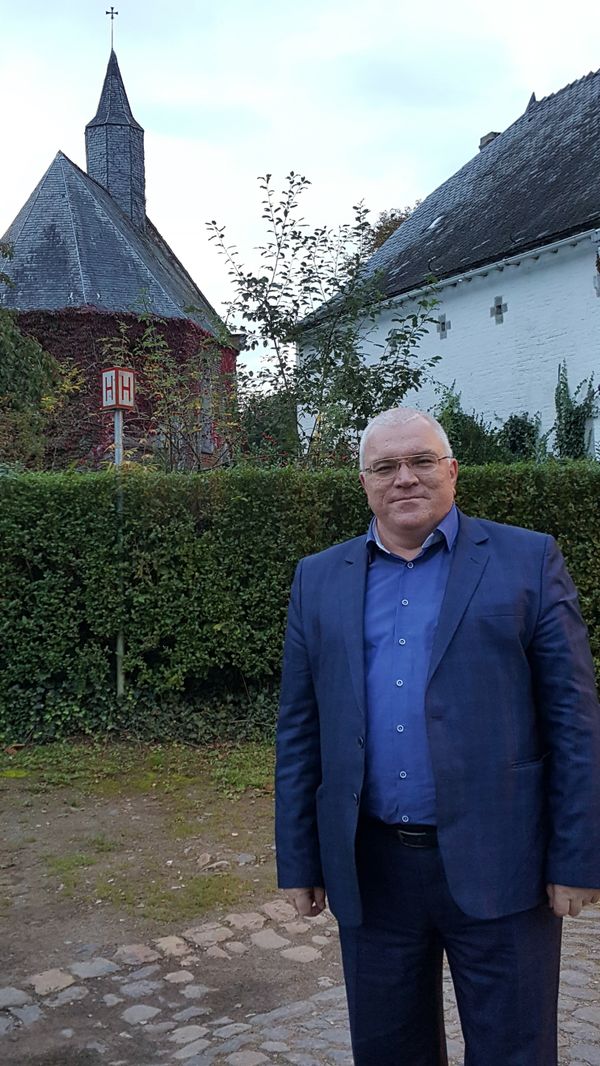 Андрей Серенко