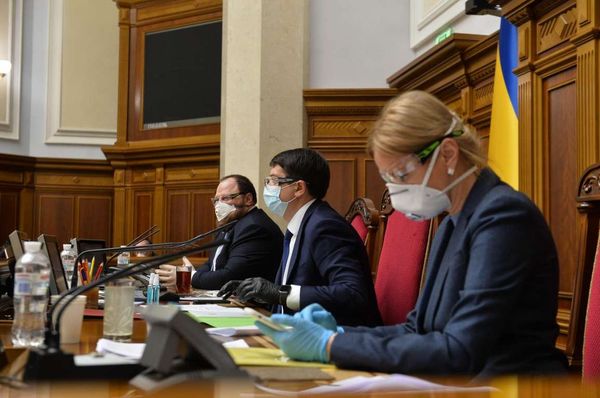 Верховная рада коронавирус Разумков