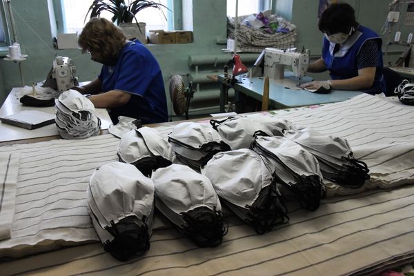 В Чите общество слепых начало производство медицинских масок