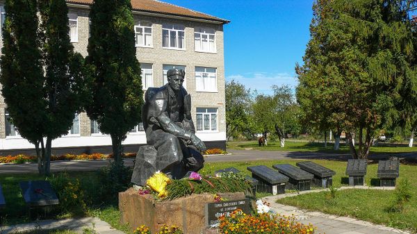 Могила партизана Филькова Могила партизана Филькова