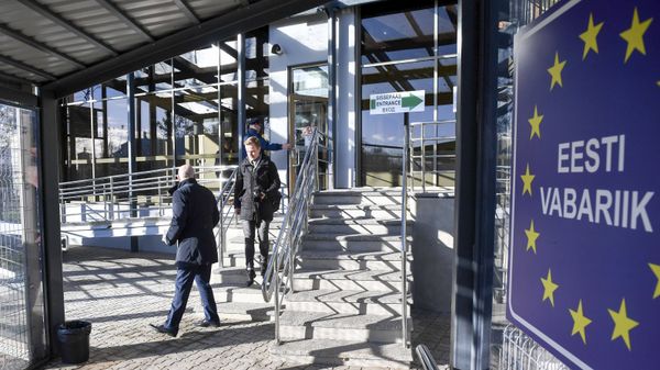 Пешеходный КПП Нарва-2 открылся на границе РФ и Эстонии