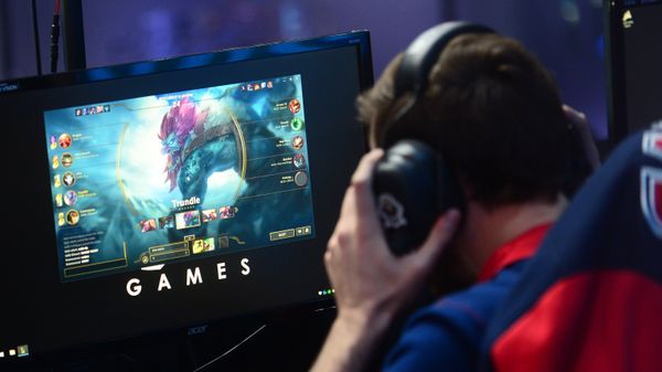 Киберспорт. Финал Континентальной лиги League of Legends Киберспорт. Финал Континентальной лиги League of Legends