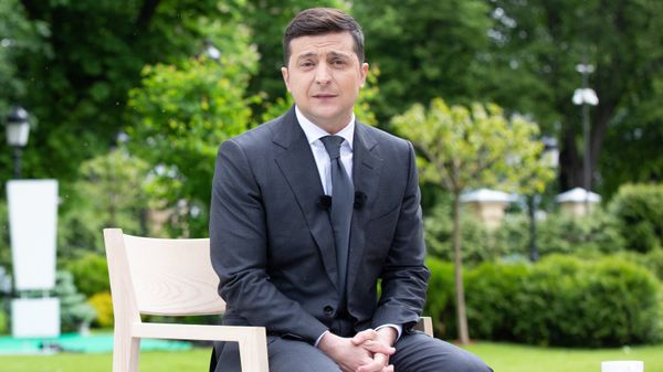 Годовщина пребывания В. Зеленского на посту президента Украины