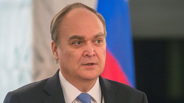 Анатолий Антонов 