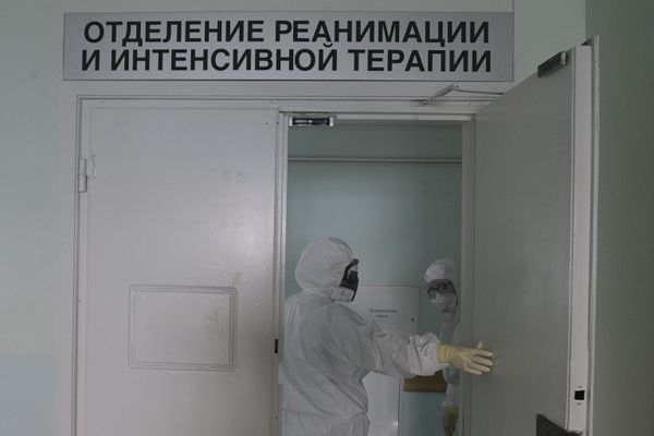 Госпиталь COVID-19 в больнице № 122 им. Л. Г. Соколова