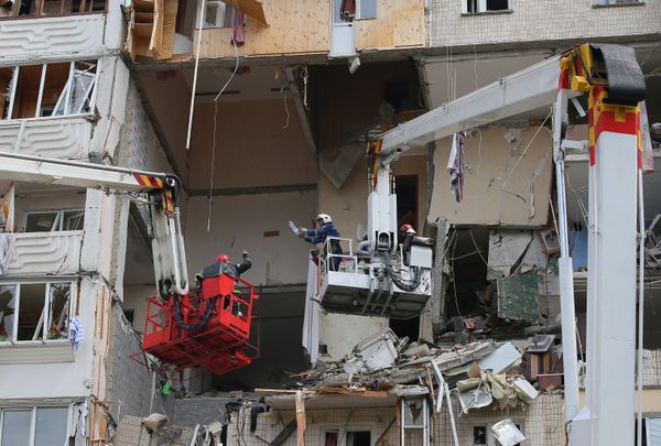 Взрыв газа в жилом доме в Киеве Взрыв газа в жилом доме в Киеве