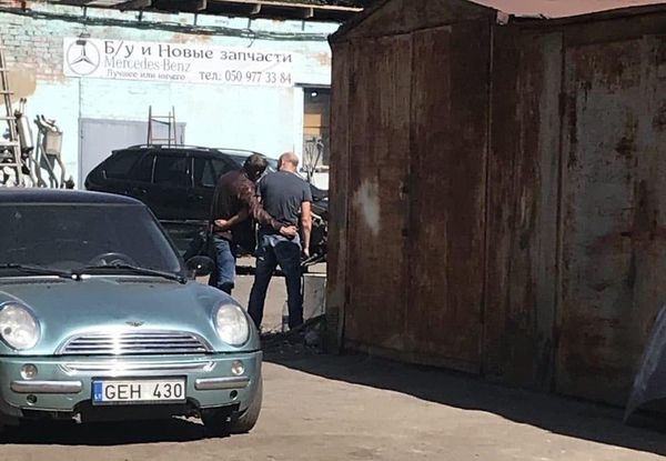 В Полтаве мужчина с гранатой захватил в заложники начальника угрозыска