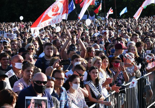 Встреча с избирателями кандидата в президенты Белоруссии С. Тихановской Встреча с избирателями кандидата в президенты Белоруссии С. Тихановской