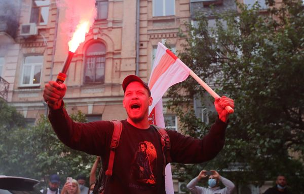 Акции в поддержку протестующих в Белоруссии на Украине Акции в поддержку протестующих в Белоруссии на Украине
