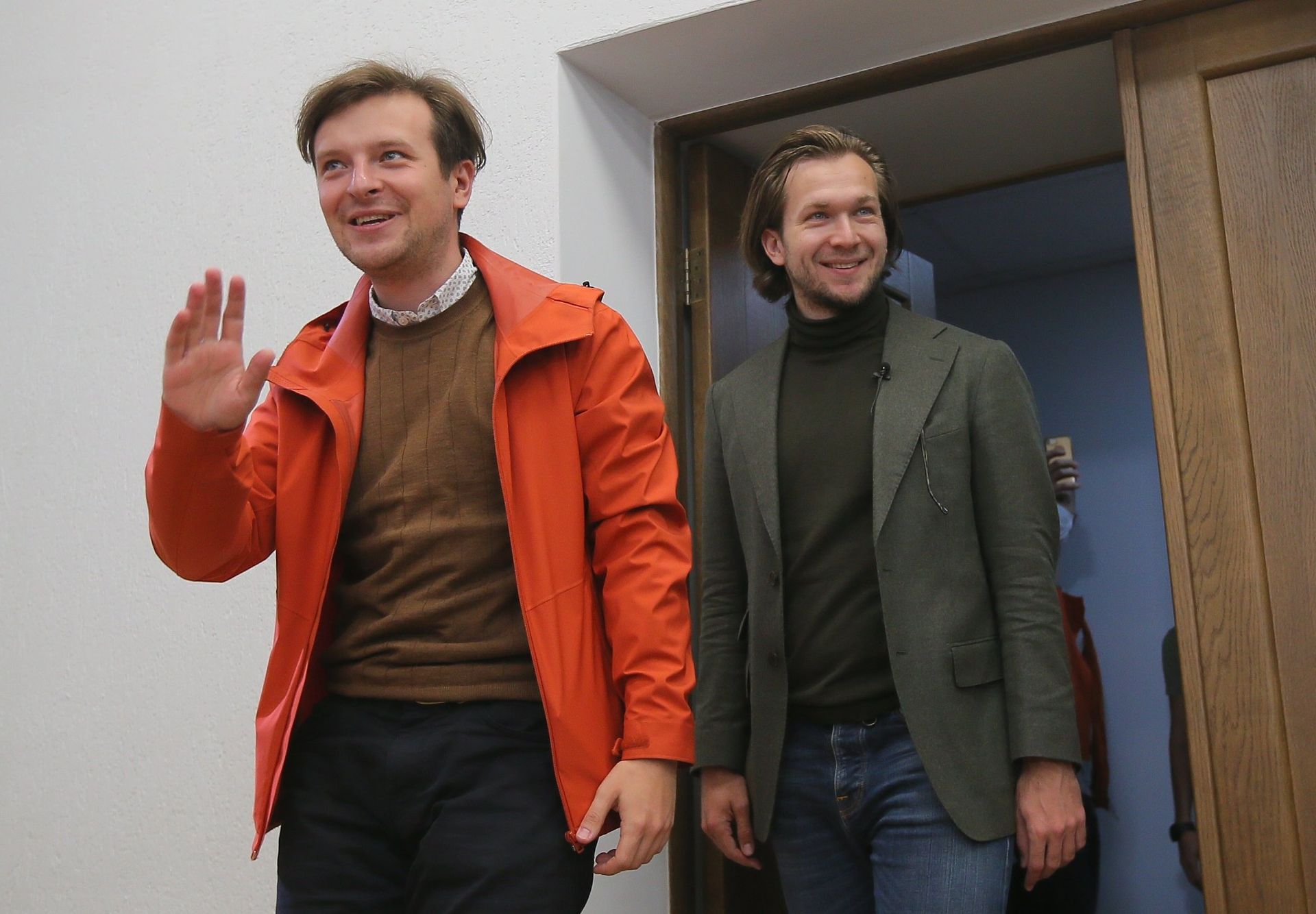 Пресс-конференция белорусских оппозиционеров И. Кравцова и А. Родненкова в Киеве - РИА Новости, 1920, 12.09.2020
