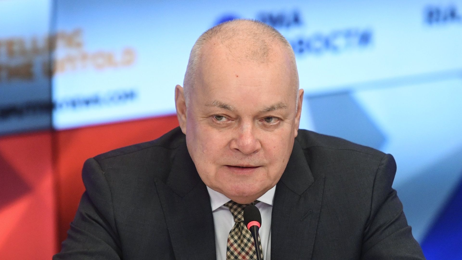 П/к по итогам национального проекта Винный гид России - 2019 П/к по итогам национального проекта Винный гид России - 2019 - РИА Новости, 1920, 06.10.2025