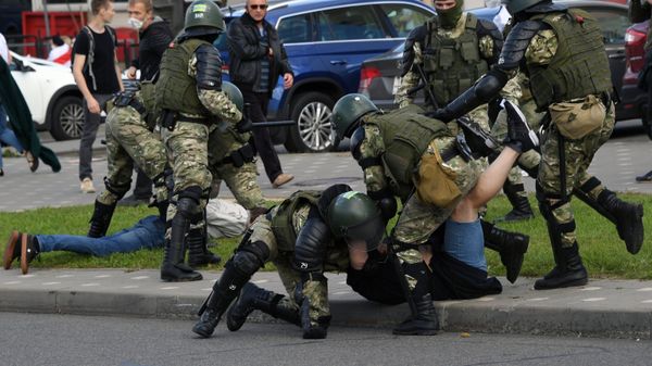 Несанкционированная акция оппозиции в Минске