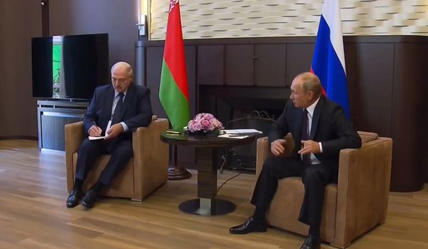 Встреча президентов РФ и Белоруссии В. Путина и А. Лукашенко Встреча президентов РФ и Белоруссии В. Путина и А. Лукашенко