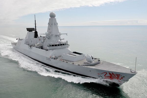 HMS Dragon D35