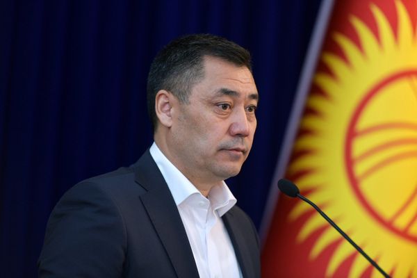 Парламент Киргизии утвердил назначение С. Жапарова на пост премьер-министра Парламент Киргизии утвердил назначение С. Жапарова на пост премьер-министра
