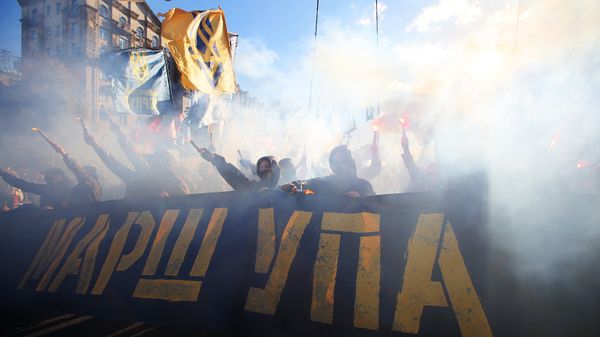 Марши националистов на Украине