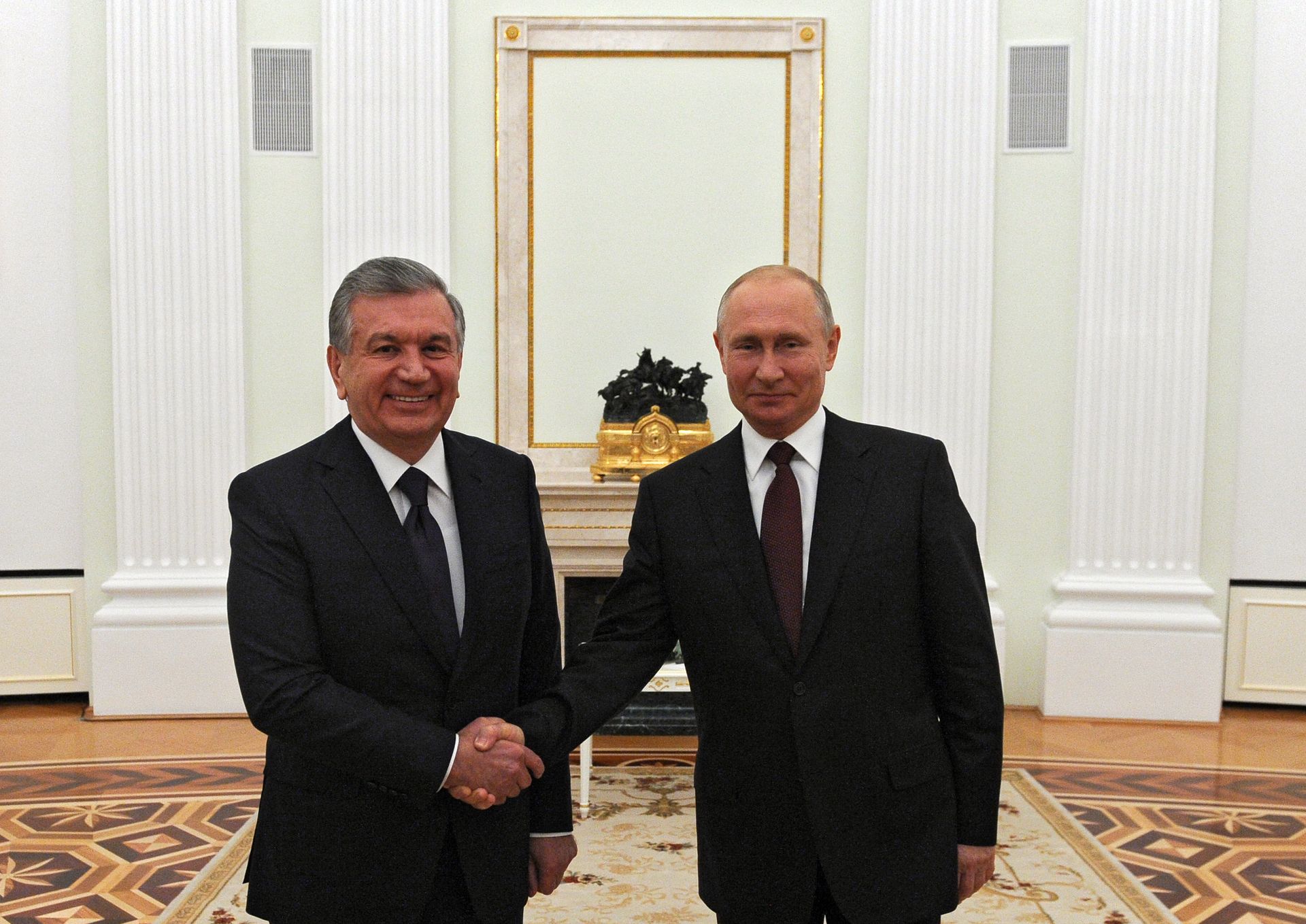 Президент РФ В. Путин встретился с президентом Узбекистана Ш. Мирзиеевым - РИА Новости, 1920, 24.10.2020