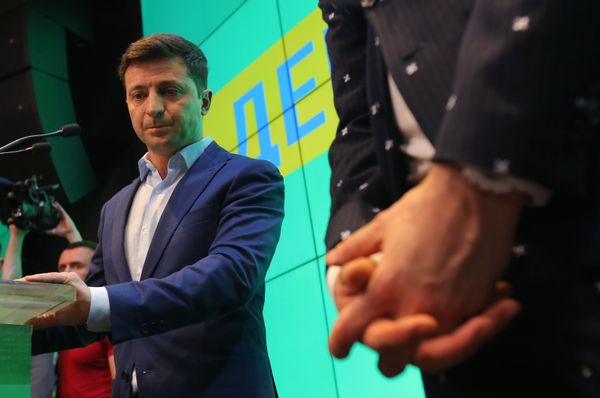 Брифинг В. Зеленского после оглашения предварительных итогов голосования