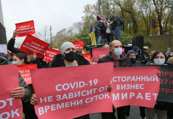 Акция против карантинных мер на Украине