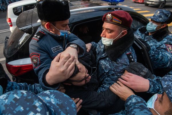 Акция протеста оппозиции в Ереване Акция протеста оппозиции в Ереване