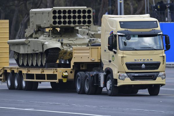 Военный парад в Баку Военный парад в Баку