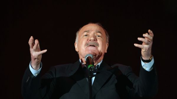 Торжественный вечер, посвященный 100-летию Великой Октябрьской социалистической революции Торжественный вечер, посвященный 100-летию Великой Октябрьской социалистической революции