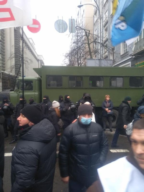 Киев Майдан забастовка ФОП полиция омон Киев Майдан забастовка ФОП полиция омон