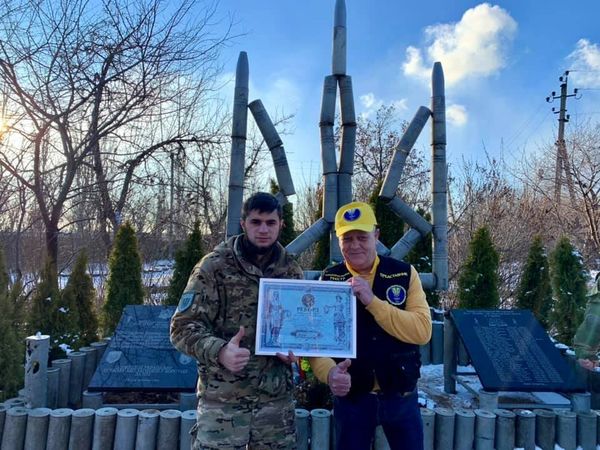 тризуб из гильз тризуб из гильз