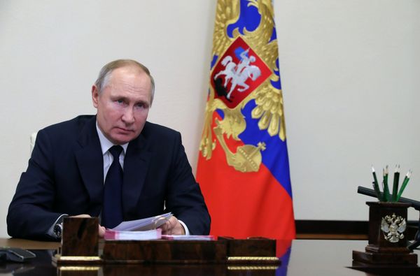Президент РФ В. Путин провел встречу с руководителями фракций Госдумы РФ