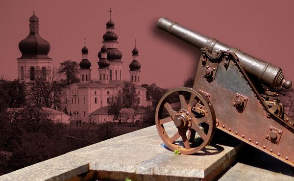 Чернигов: древнерусская столица и украинский военный Лас-Вегас Чернигов: древнерусская столица и украинский военный Лас-Вегас