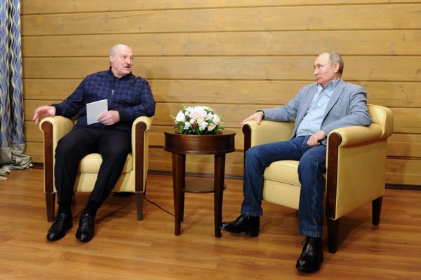 Президент РФ В. Путин встретился с президентом Белоруссии А. Лукашенко