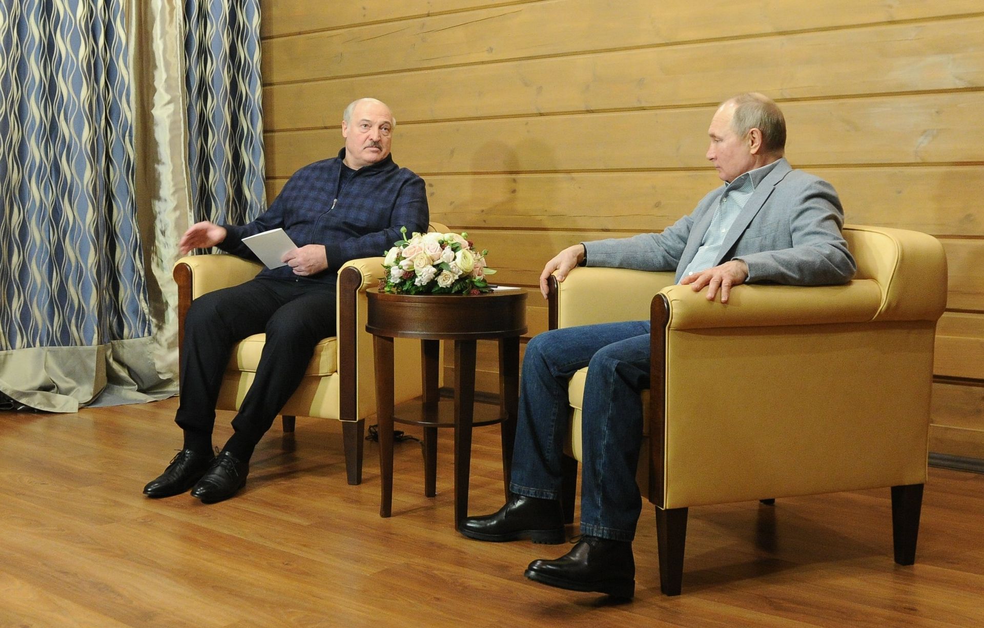 Президент РФ В. Путин встретился с президентом Белоруссии А. Лукашенко - РИА Новости, 1920, 23.02.2021
