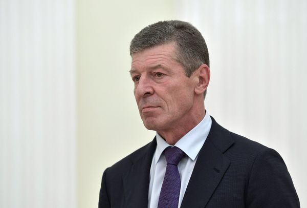 Президент РФ В. Путин встретился с президентом Молдавии И. Додоном