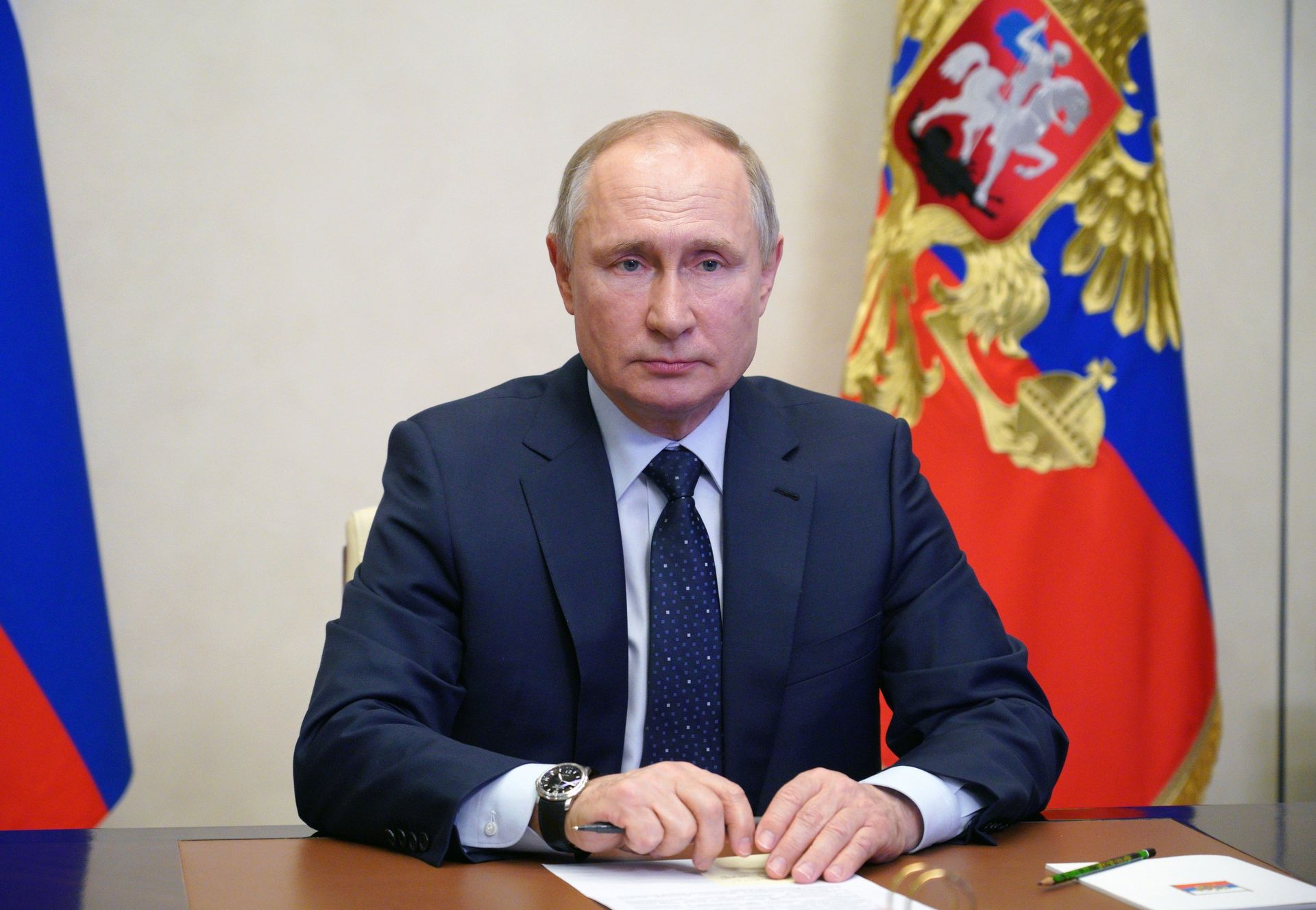 Президент РФ В. Путин заслушал доклад главкома ВМФ РФ Н. Евменова о ходе комплексной арктической экспедиции - РИА Новости, 1920, 09.04.2021