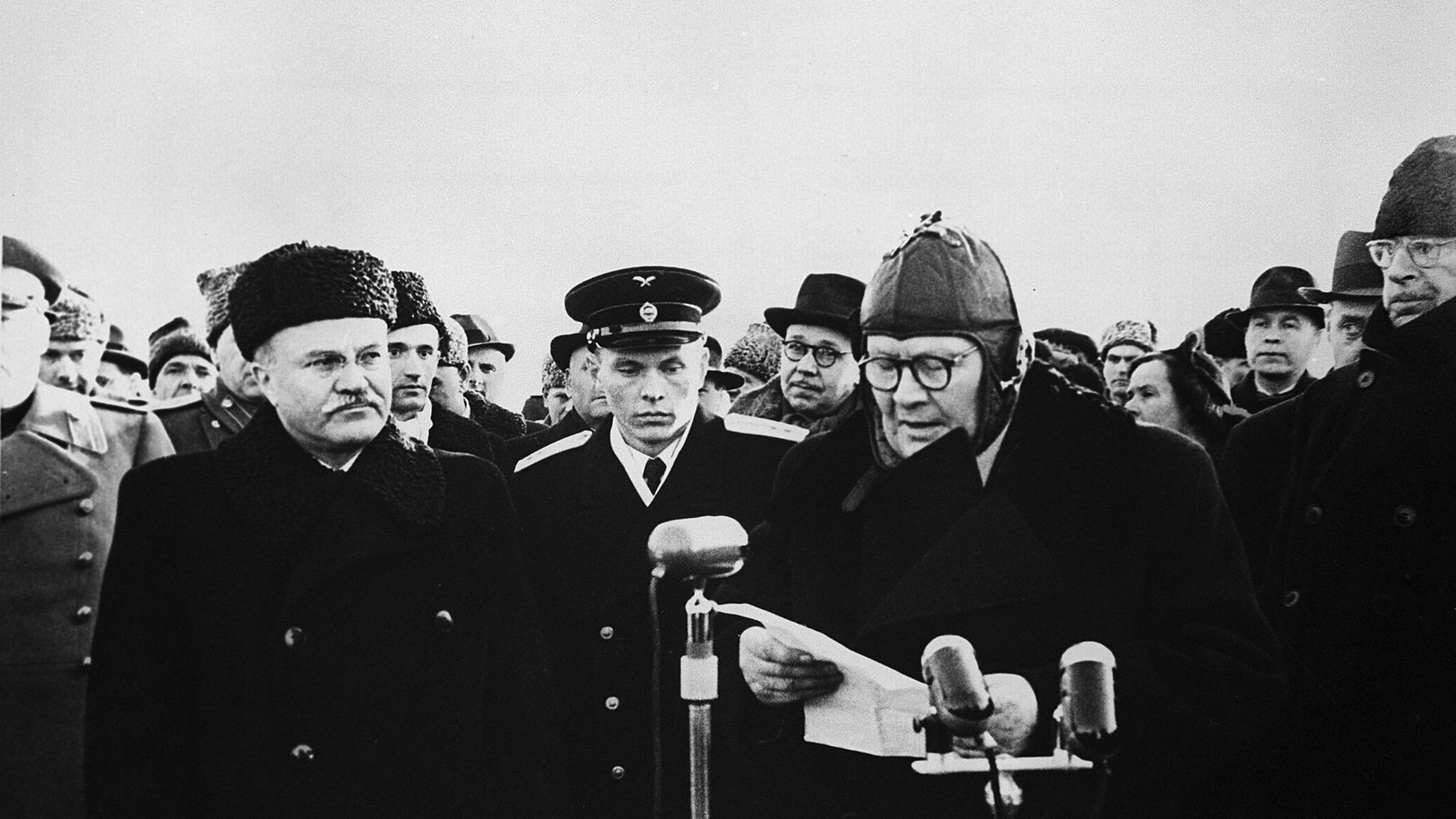 Визит в СССР премьер-министра Финляндии Мауно Пеккала Визит в СССР премьер-министра Финляндии Мауно Пеккала - РИА Новости, 1920, 03.12.2021