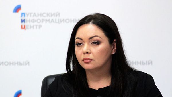 Депутат Народного Совета ДНР из фракции Свободный Донбасс Елена Шишкина Депутат Народного Совета ДНР из фракции Свободный Донбасс Елена Шишкина