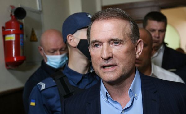 Избрание меры пресечения В. Медведчуку