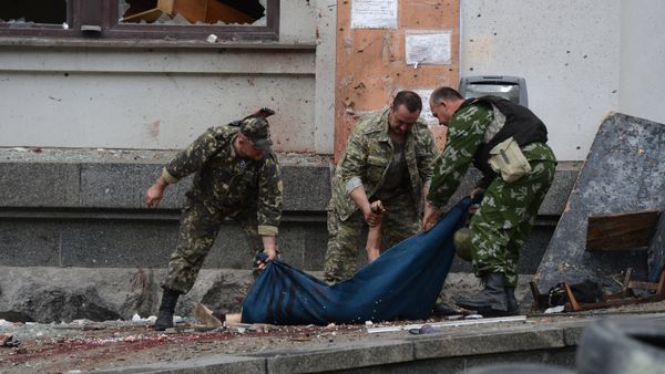 При авианалете ВВС Украины на обладминистрацию Луганска погибли пять человек