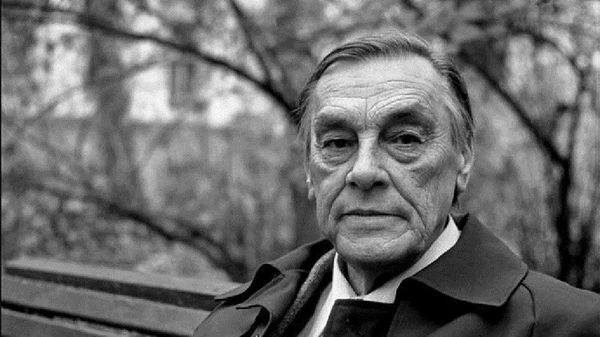 поэт Арсений Александрович Тарковский поэт Арсений Александрович Тарковский