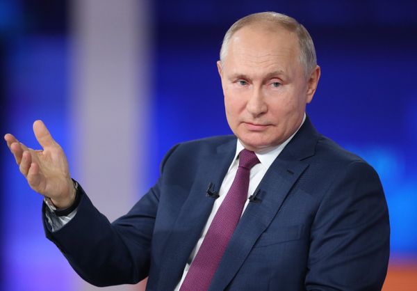 Прямая линия с президентом РФ Владимиром Путиным