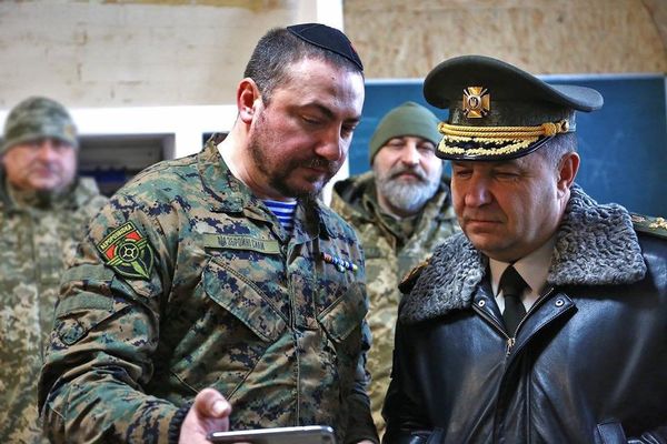 Натан Хазин