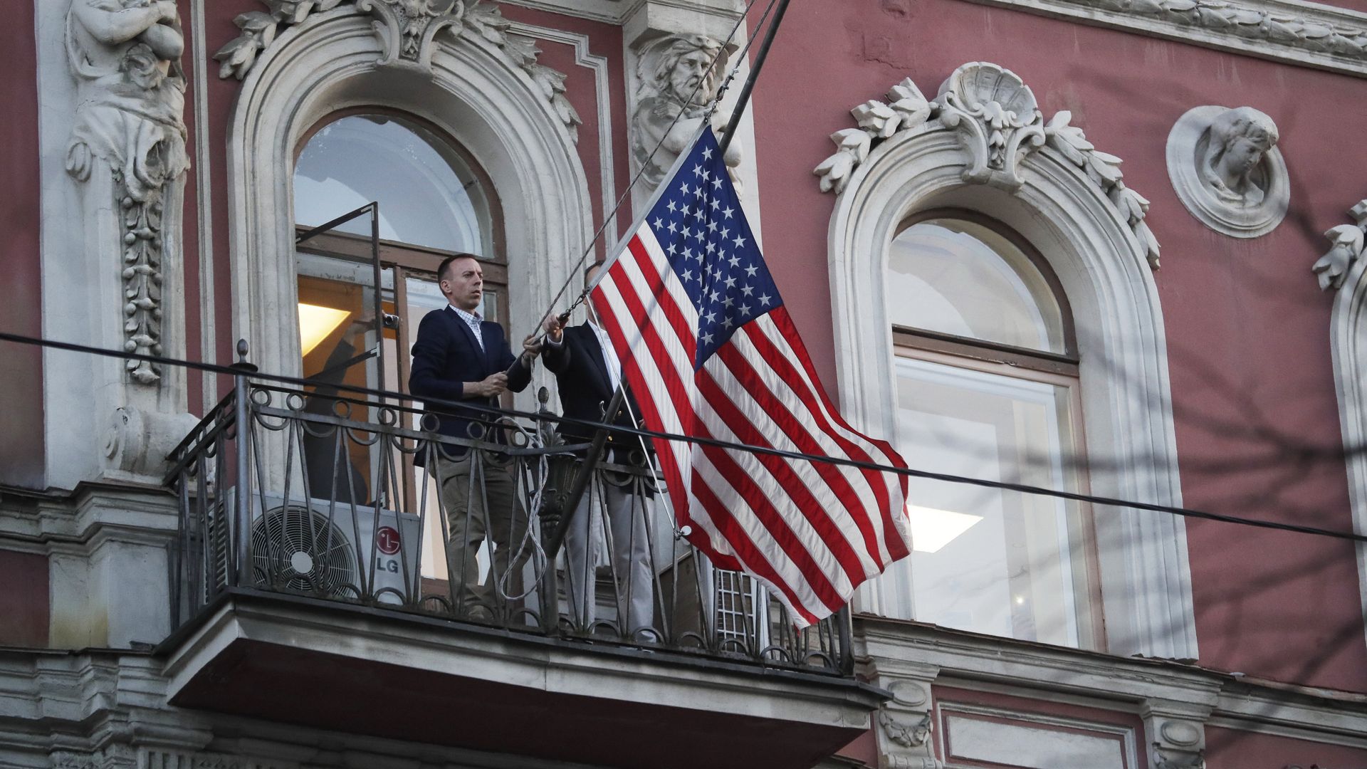 Закрытие генконсульства США в Санкт-Петербурге Закрытие генконсульства США в Санкт-Петербурге - РИА Новости, 1920, 06.11.2021