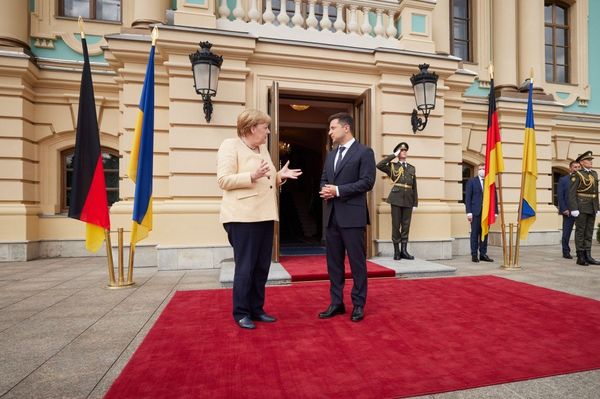 Меркель Зеленский