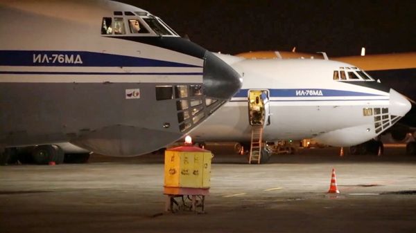В Красноярск прибыли самолеты со специалистами Минобороны для борьбы с коронавирусом