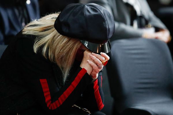 Пугачева на похоронах Краснова